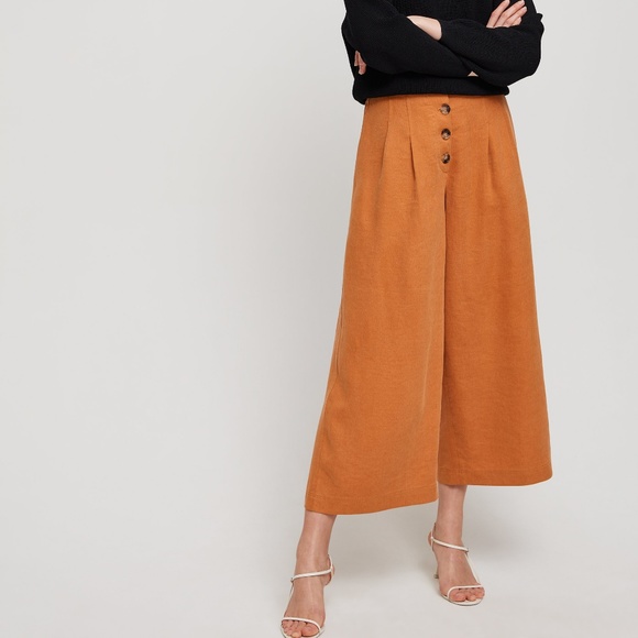 Aritzia Wilfred Wander Wideleg 